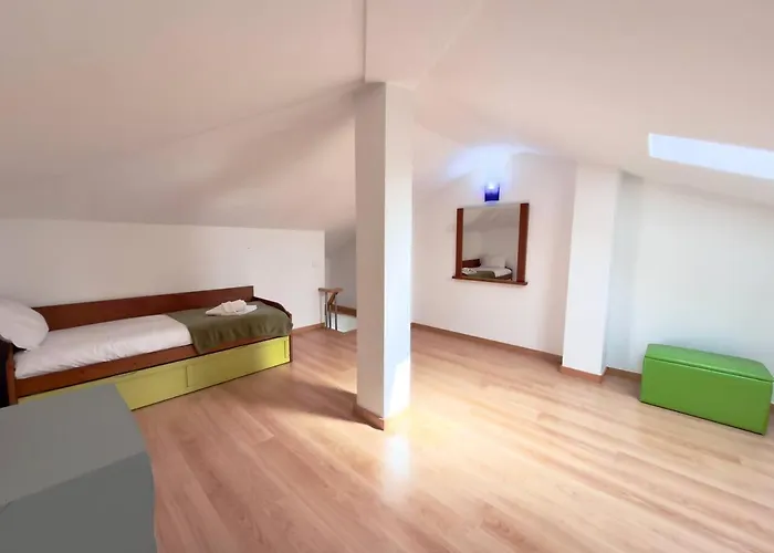 Sunlight Villa • Centro Lourinha • Vista Parque Tatil Evi