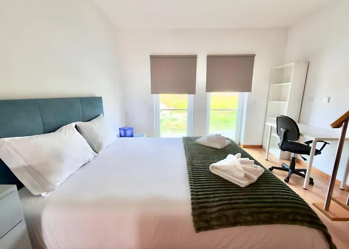 Sunlight Villa • Centro Lourinha • Vista Parque * Lourinhã