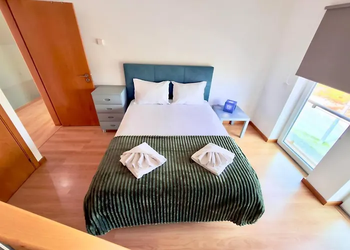 Tatil Evi Sunlight Villa • Centro Lourinha • Vista Parque Lourinhã