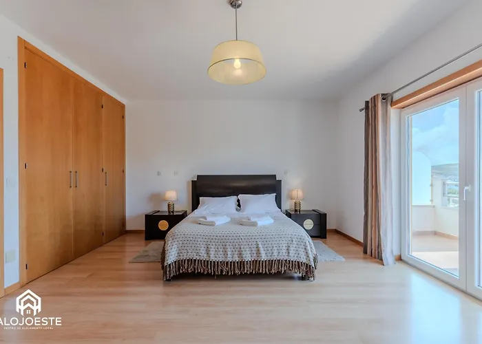 Sunlight Villa • Centro Lourinha • Vista Parque