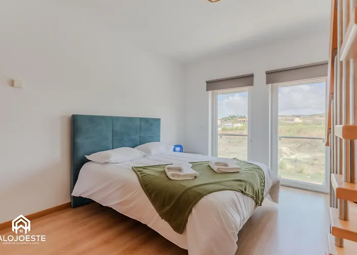 Sunlight Villa • Centro Lourinha • Vista Parque *