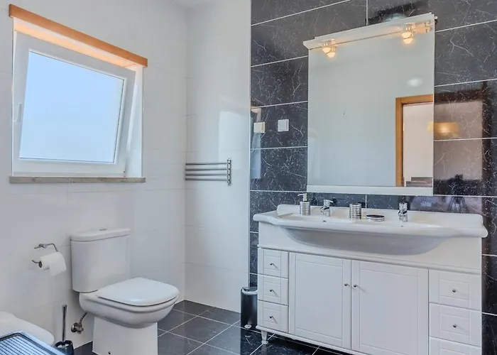 Sunlight Villa • Centro Lourinha • Vista Parque * ロウリニャン