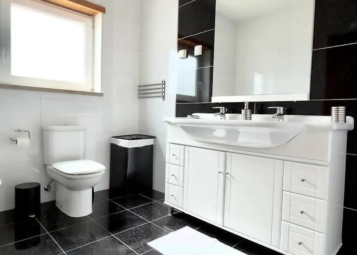 Sunlight Villa • Centro Lourinha • Vista Parque *